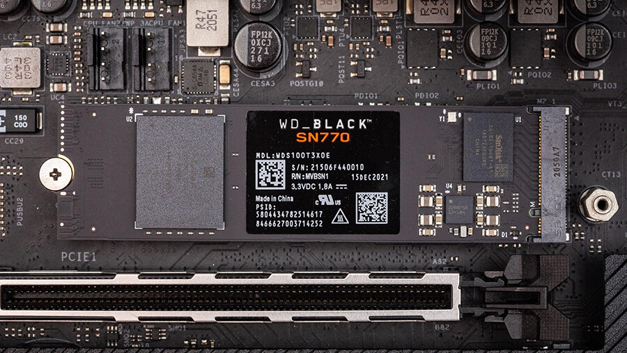 Ổ Cứng SSD WD BLACK SN770 500GB PCIe NVMe Gen 4x4 WDS500G3X0E | LagiHitech